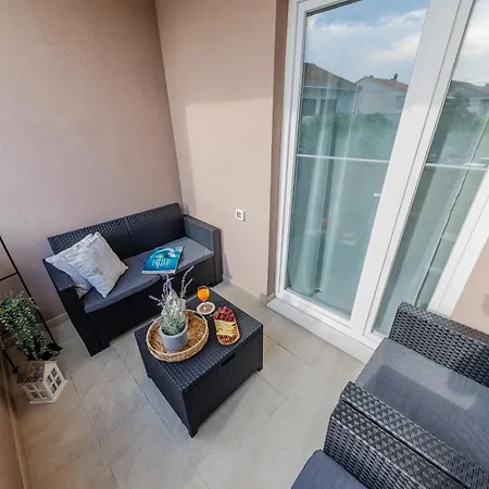 Mr Apartman Kastela